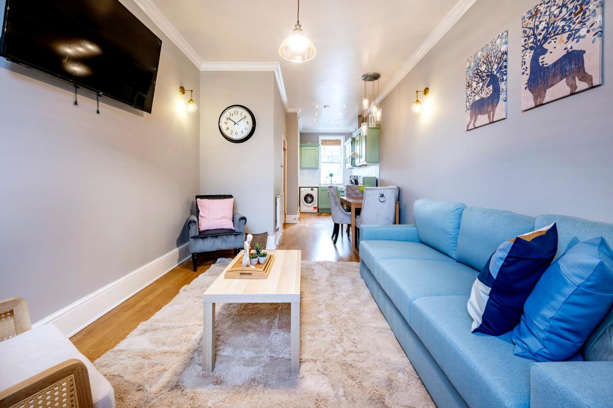 Large 1 Bedroom In Center Of London 3 Экстерьер фото