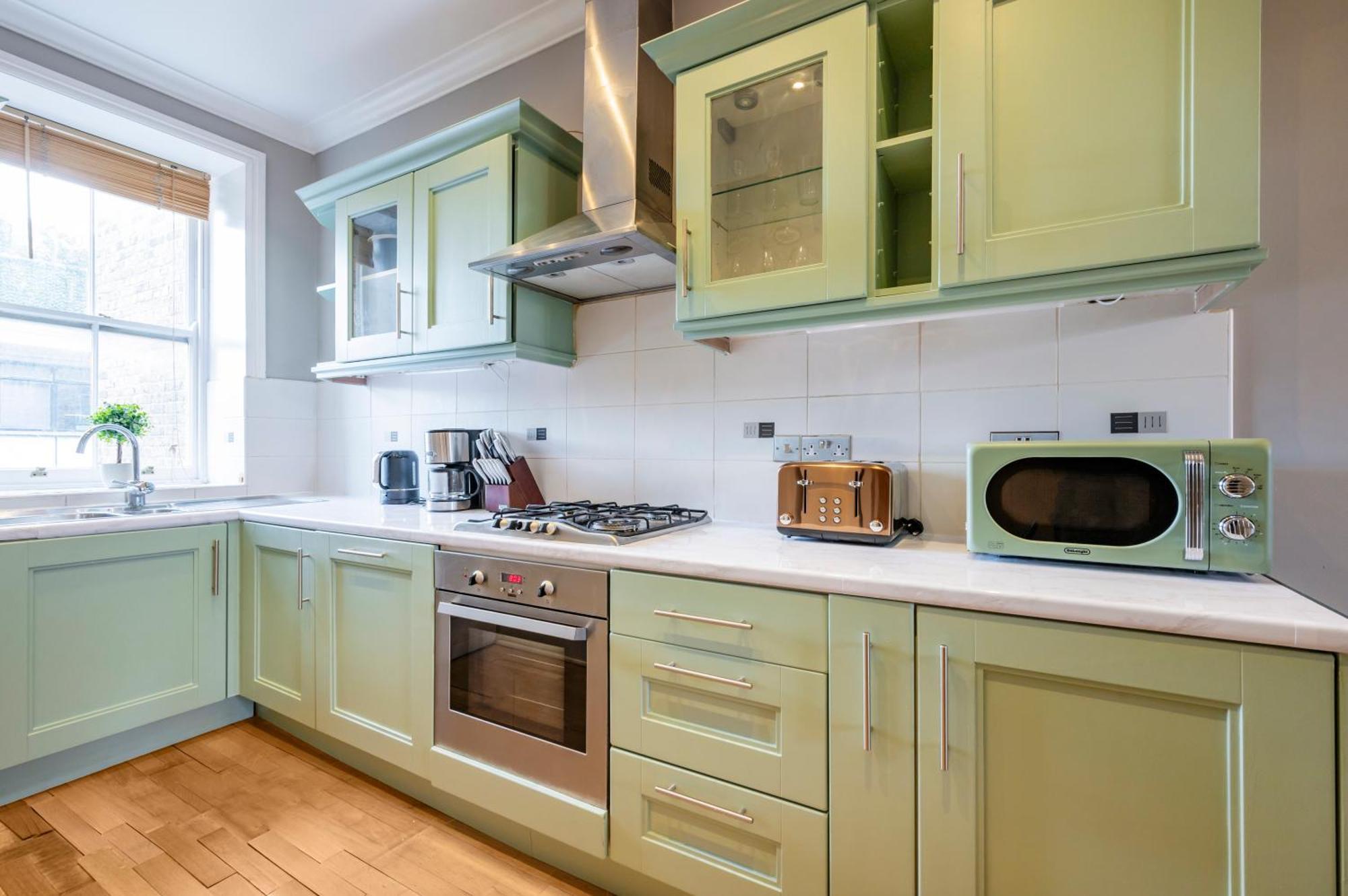 Large 1 Bedroom In Center Of London 3 Экстерьер фото